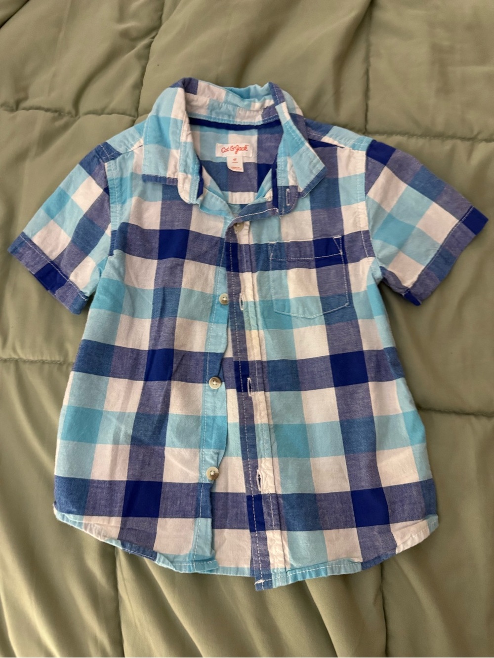 Cat & Jack Blue and White Plaid Short-Sleeve Button-Down Shirt
